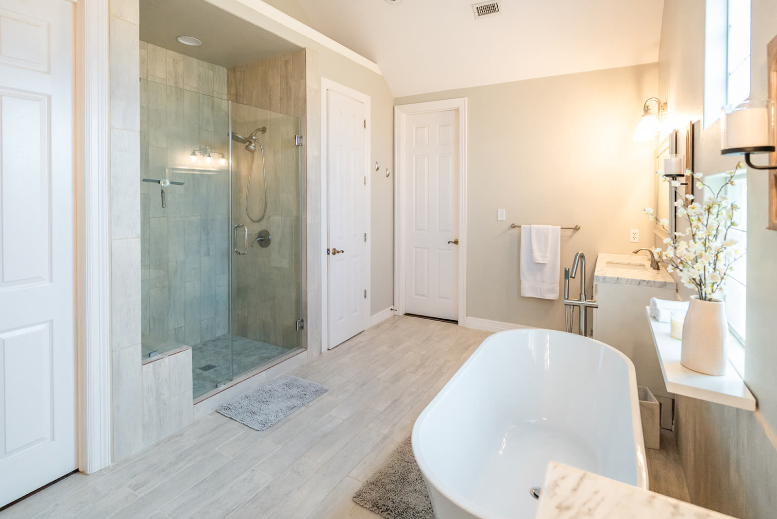 511 Broken Lance Dr — photo 15