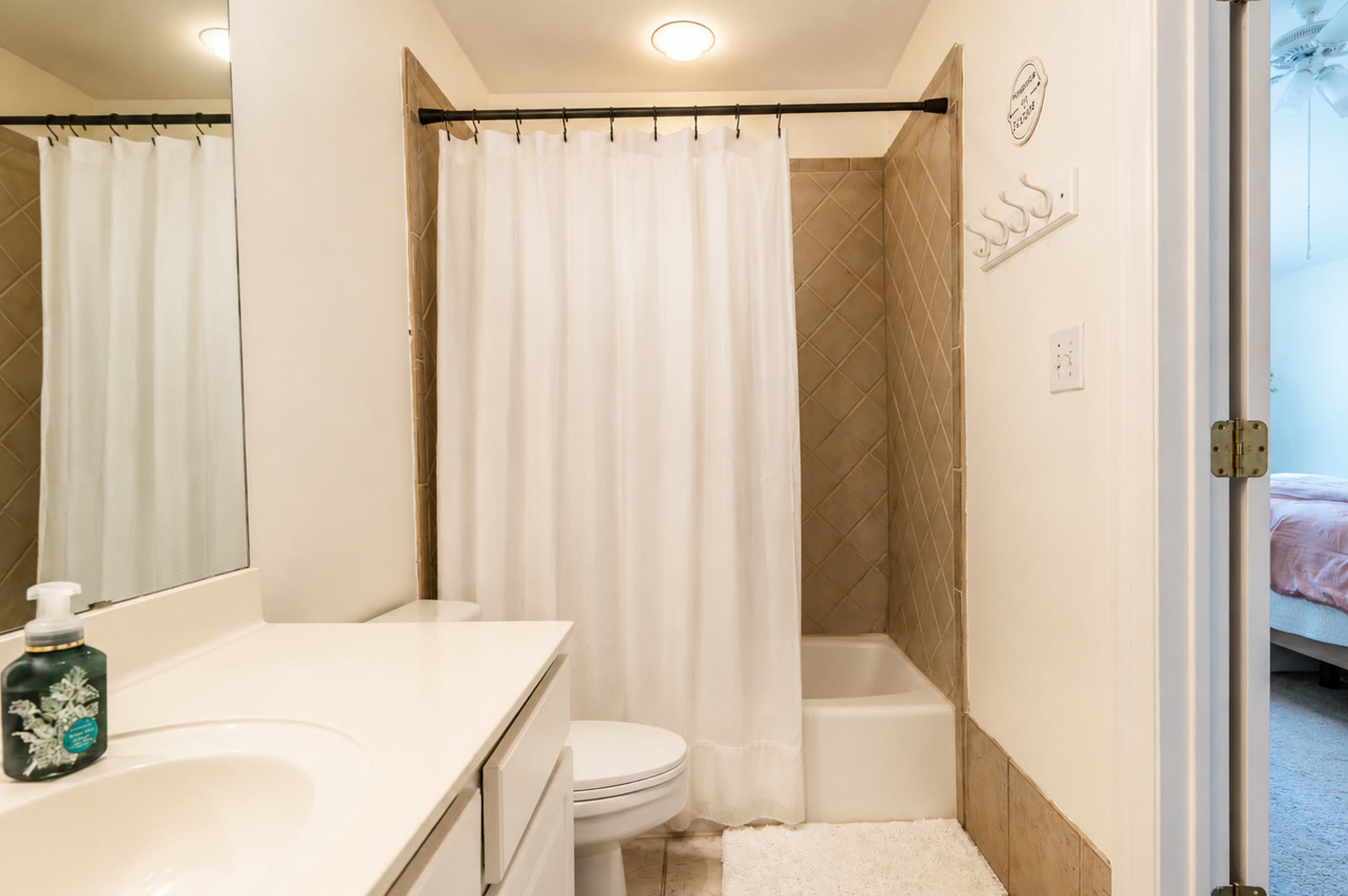 511 Broken Lance Dr — photo 27